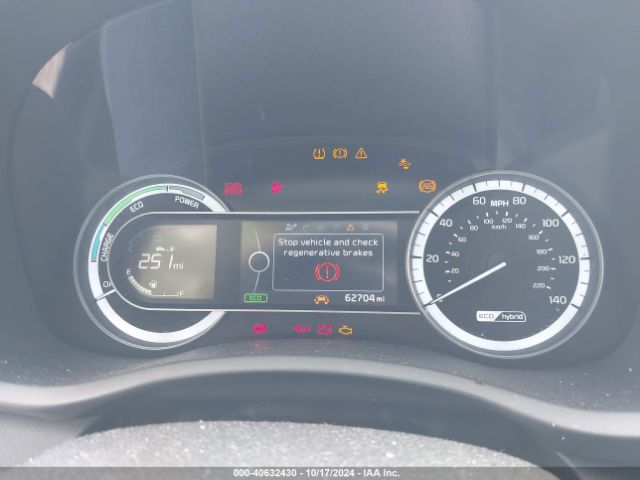 KNDCE3LC7K5240674 KIA Niro Touring