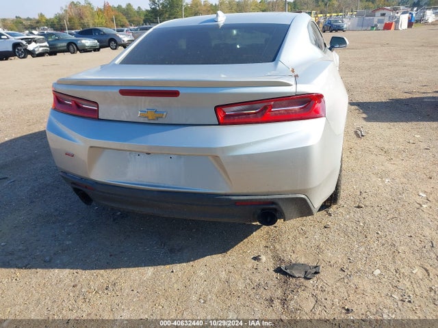 Chevrolet Camaro 1lt 2018 1G1FB1RS1J0119376 Image 16