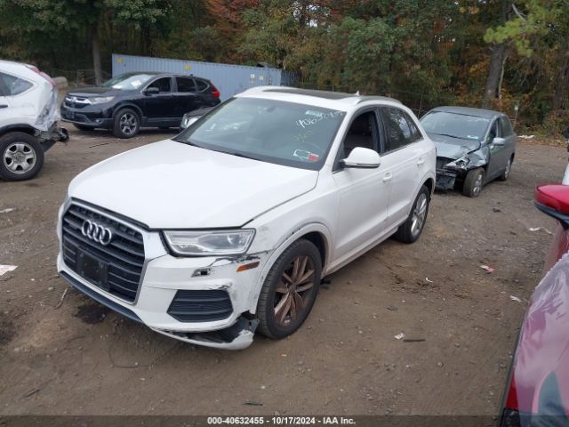 WA1JCCFS5HR004455 Audi Q3 2.0t Premium