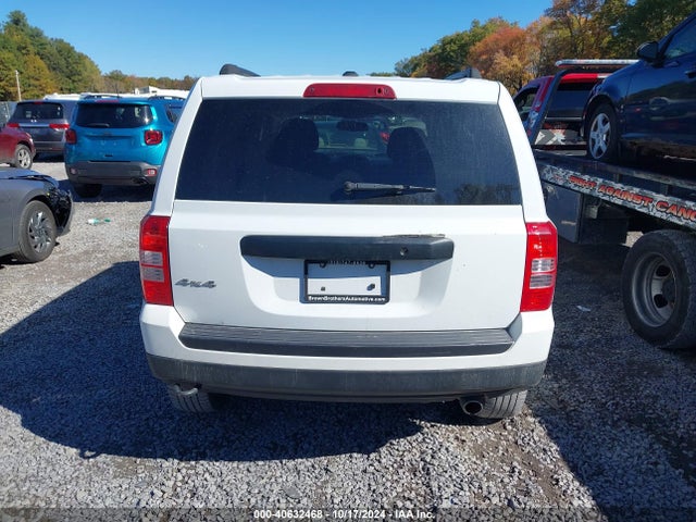 1C4NJRBB9HD107364 Jeep Patriot Sport 4x4
