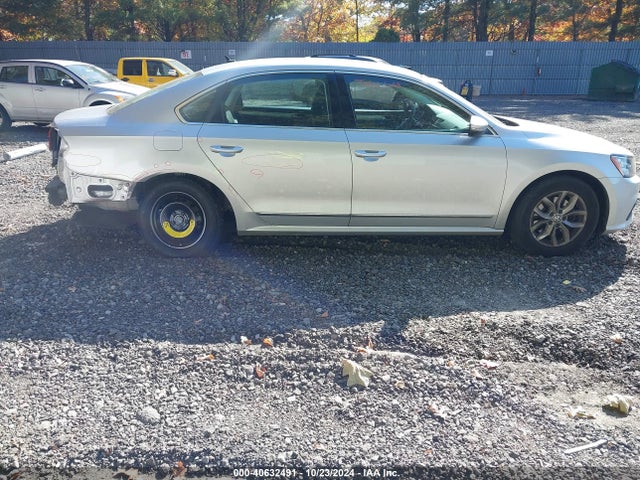 Volkswagen Passat 1.8t S 2017 1VWAT7A32HC051598 Image 13