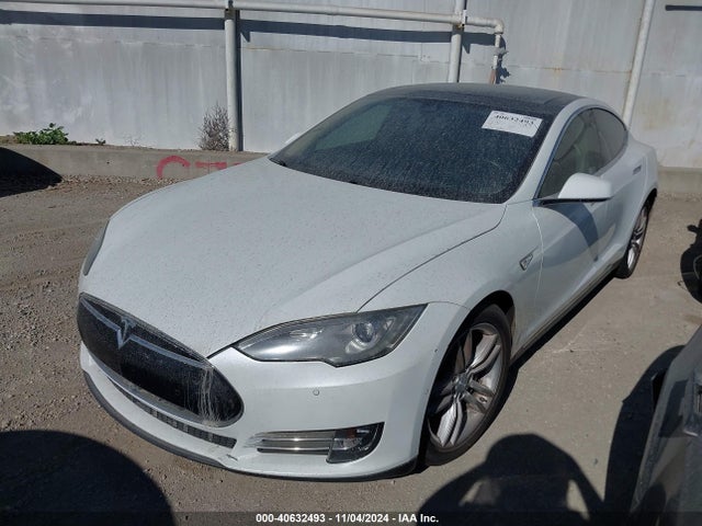 2014 TESLA MODEL S 5YJSA1H19EFP56296 Photo 1