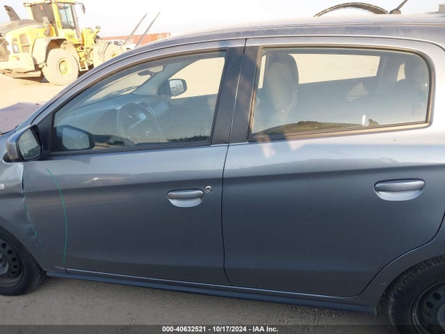 ML32AUHJ9MH006660 Mitsubishi Mirage Carbonite Edition/es/le