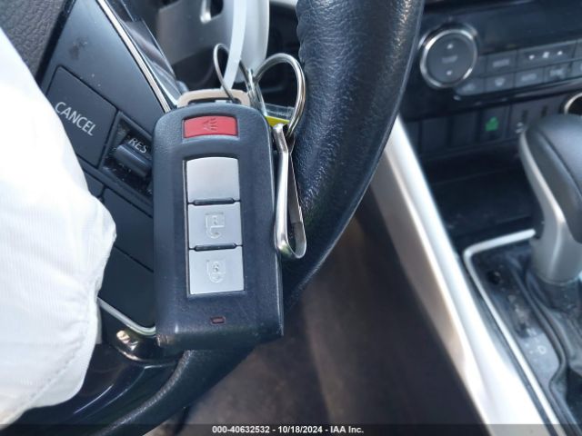 JA4AT5AA4JZ065540 Mitsubishi Eclipse Cross Se/sel