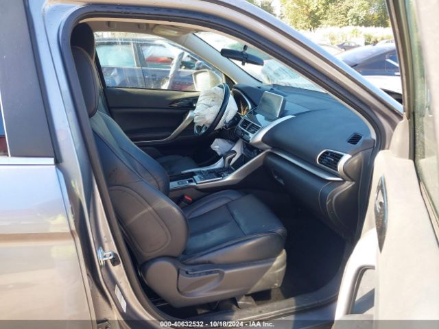 JA4AT5AA4JZ065540 Mitsubishi Eclipse Cross Se/sel