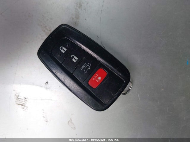 Toyota Rav4 Xle 2019 2T3W1RFVXKW001864 Image 11