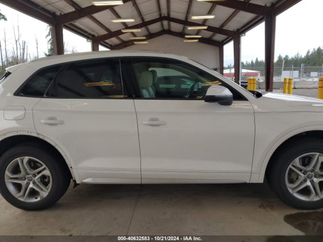 WA1ANAFY2J2205313 Audi Q5 2.0t Premium/2.0t Tech Premium