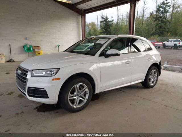 WA1ANAFY2J2205313 Audi Q5 2.0t Premium/2.0t Tech Premium