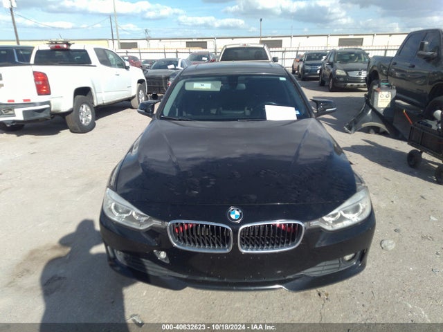 BMW 320i Xdrive 2014 WBA3C3G52ENR25698 Image 13