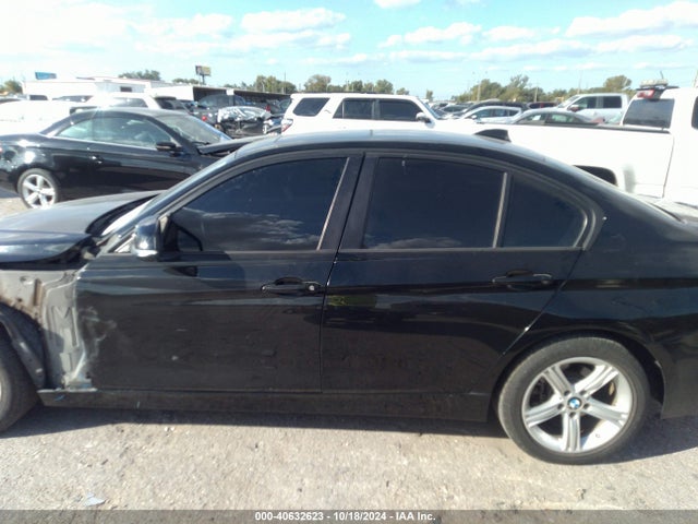 BMW 320i Xdrive 2014 WBA3C3G52ENR25698 Image 15