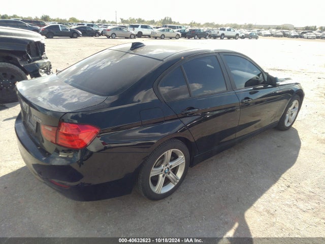 WBA3C3G52ENR25698 BMW 320i Xdrive