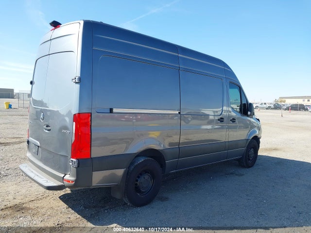 W1Y4DBHY3MT065470 Mercedes-Benz Sprinter 2500 Standard Roof I4 Diesel