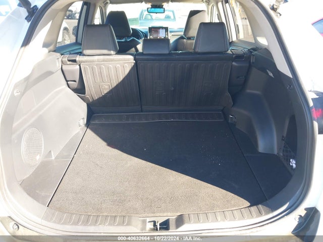 Toyota Rav4 Limited 2019 JTMN1RFV8KD010961 Image 8