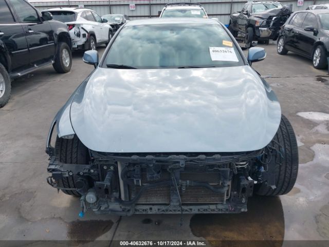 JN1EV7EK7HM361095 Infiniti Q60 3.0t Premium