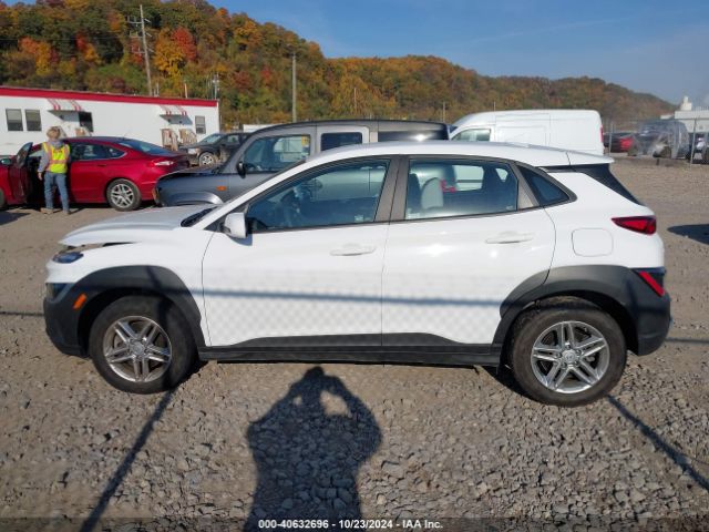 KM8K2CAB8NU776005 Hyundai Kona Se