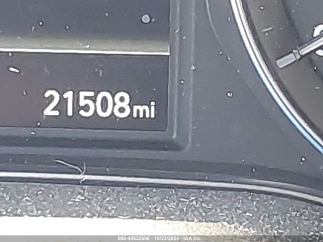 KM8K2CAB8NU776005 Hyundai Kona Se