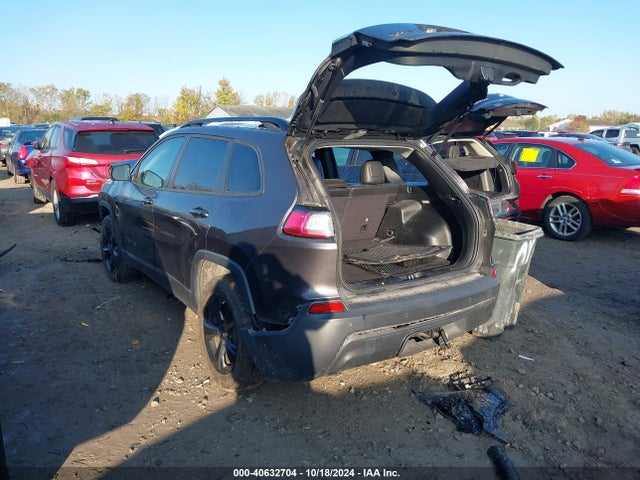 1C4PJMLB9KD489574 Jeep Cherokee Altitude 4x4