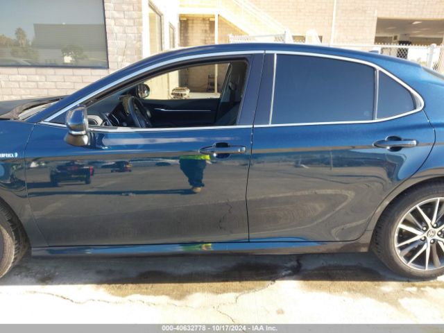 4T1F31AK1MU564600 Toyota Camry Xle Hybrid