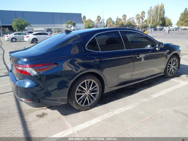 4T1F31AK1MU564600 Toyota Camry Xle Hybrid