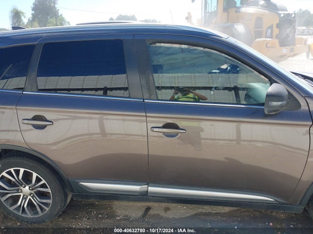 Mitsubishi Outlander Sel 2017 JA4AD3A3XHZ052255 Image 13