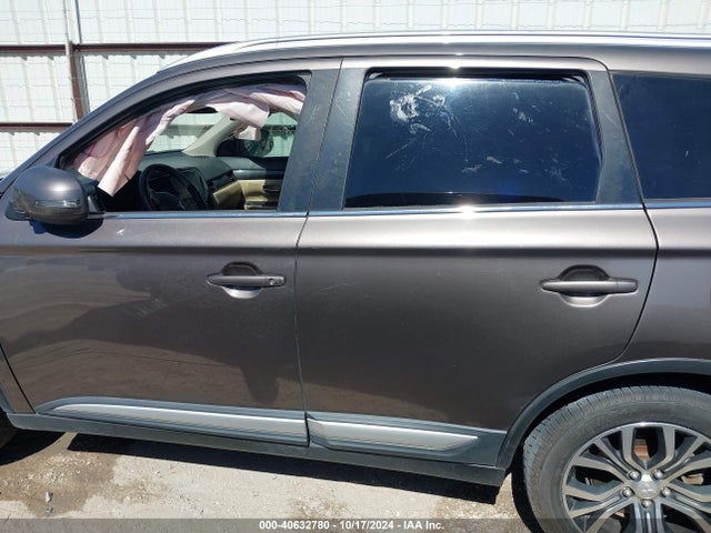 Mitsubishi Outlander Sel 2017 JA4AD3A3XHZ052255 Image 14