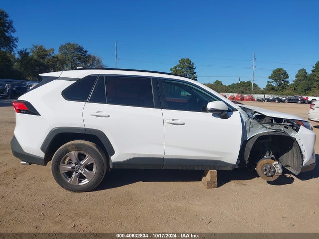 Toyota Rav4 Xle 2023 2T3W1RFV2PW280413 Image 14