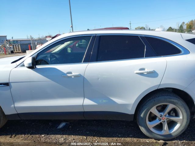 SADCJ2FX0KA360915 Jaguar F-pace 25t Premium