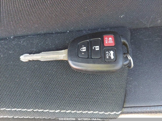 Toyota COROLLA LE 2019 2T1BURHE6KC219846 Image 11