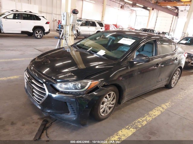 Hyundai ELANTRA SE 2017 5NPD74LF8HH191458 Image 2