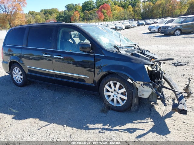 Chrysler Town & Country Touring 2016 2C4RC1BG2GR261757 main image