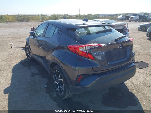 Toyota C-HR XLE 2018 NMTKHMBX9JR052226 Image 3