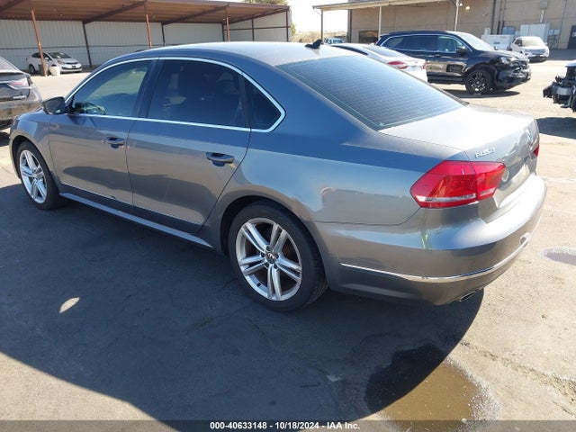 1VWCT7A30EC020435 Volkswagen Passat 1.8t Sel Premium