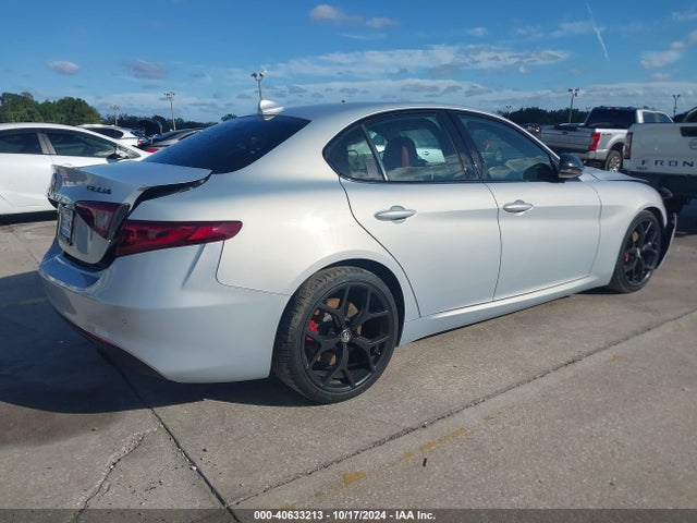 ZARFAMBN9L7630754 Alfa Romeo Giulia Ti Rwd