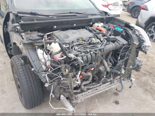 JTMLWRFV2KD002749 Toyota Rav4 Hybrid Le