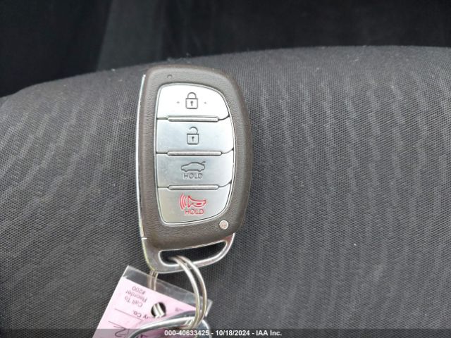 KMHDH4AE8GU583993 Hyundai Elantra Value Edition