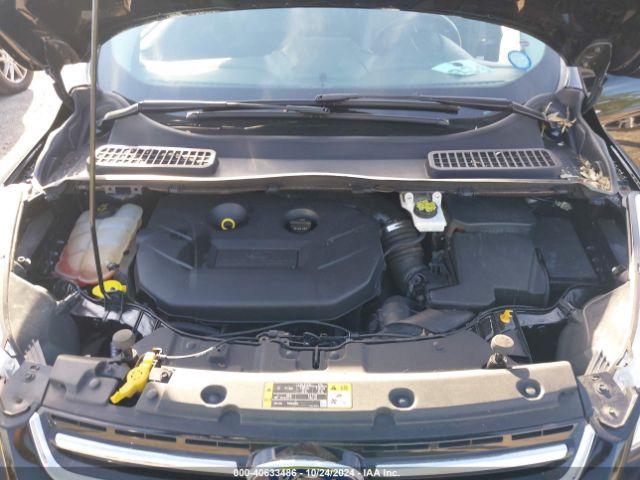 1FMCU9J97GUA77921 Ford Escape Titanium