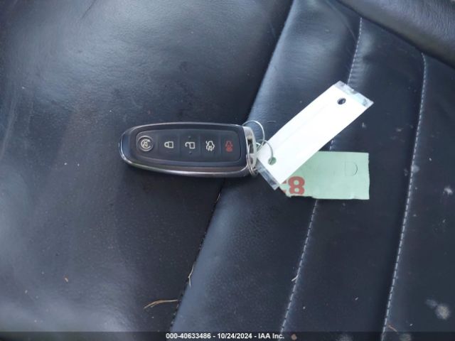 1FMCU9J97GUA77921 Ford Escape Titanium