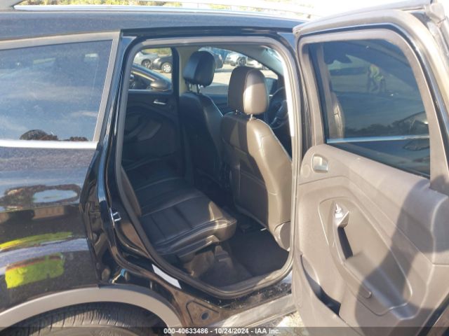 1FMCU9J97GUA77921 Ford Escape Titanium
