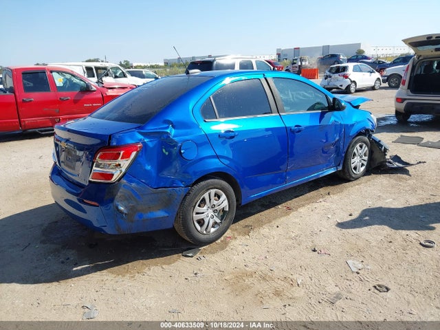 Chevrolet Sonic Ls Auto 2017 1G1JB5SH8H4154192 Image 4