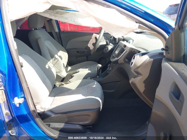 Chevrolet Sonic Ls Auto 2017 1G1JB5SH8H4154192 Image 5
