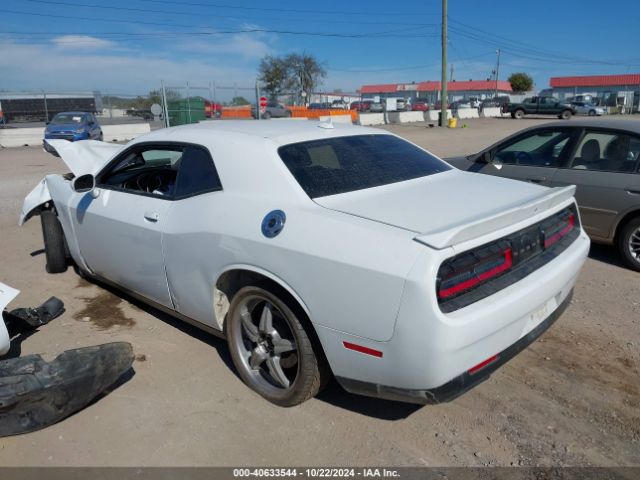 2C3CDZBT2GH125699 Dodge Challenger R/t Plus