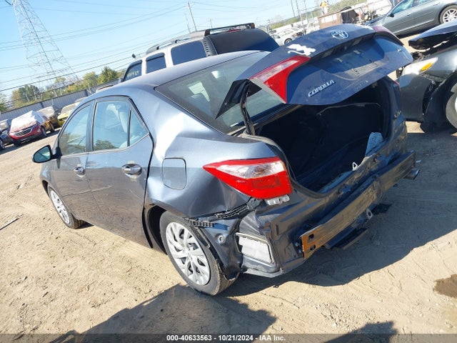 Toyota COROLLA LE 2017 2T1BURHE9HC937741 Image 3