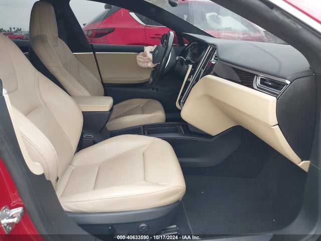 2016 TESLA MODEL S 5YJSA1E11GF156945 Photo 4