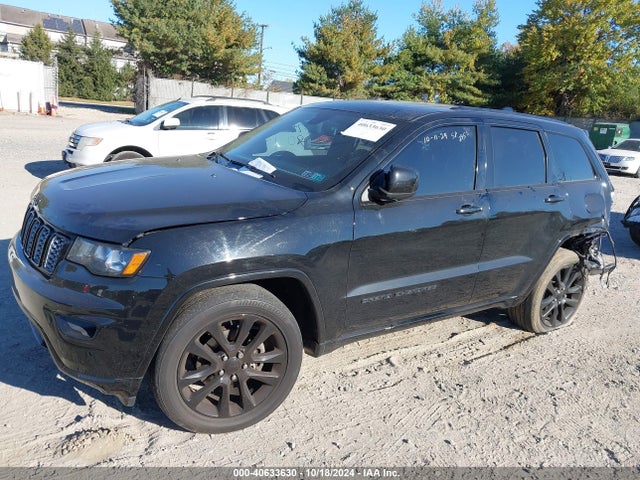 1C4RJFAG2HC828662 Jeep Grand Cherokee Altitude 4x4