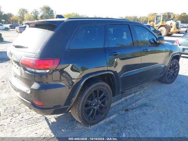 1C4RJFAG2HC828662 Jeep Grand Cherokee Altitude 4x4