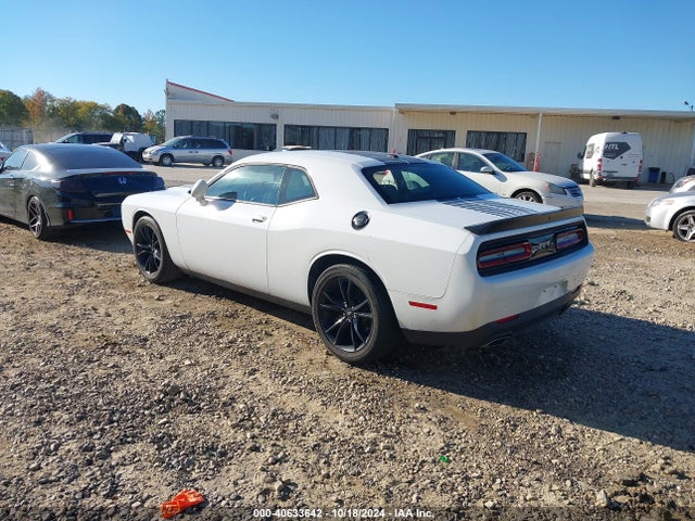 Dodge Challenger Sxt 2017 2C3CDZAG0HH618254 Image 3