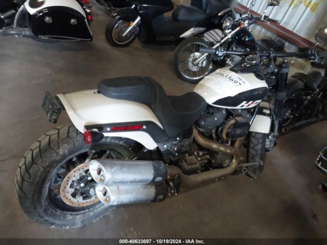 2022 HARLEY-DAVIDSON FXFBS 1HD1YLK10NB038732 Photo 3