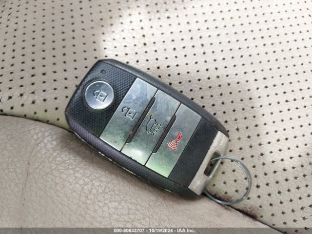 5XYKU4A78FG584733 KIA Sorento Ex V6