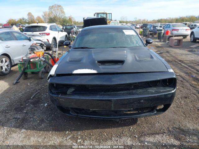 2C3CDZAT9FH704138 Dodge Challenger R/t