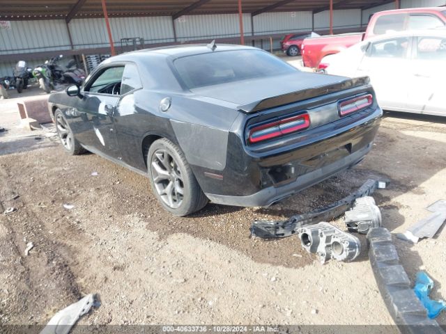 2C3CDZAT9FH704138 Dodge Challenger R/t